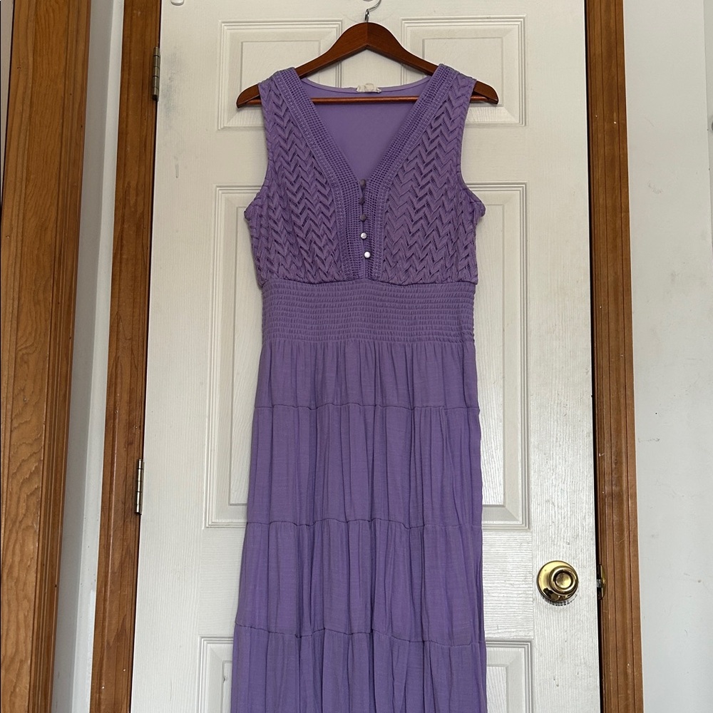 Lavender Sleeveless Maxi Dress